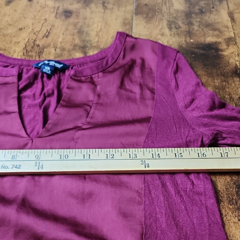 LUCKY BRAND | Women's Burgundy Long Sleeve Satin Front Casual Office Blouse | XS - Picture 5 of 7